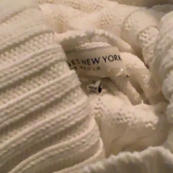 Jones New York sweater size 1X. - Picture 3 of 5